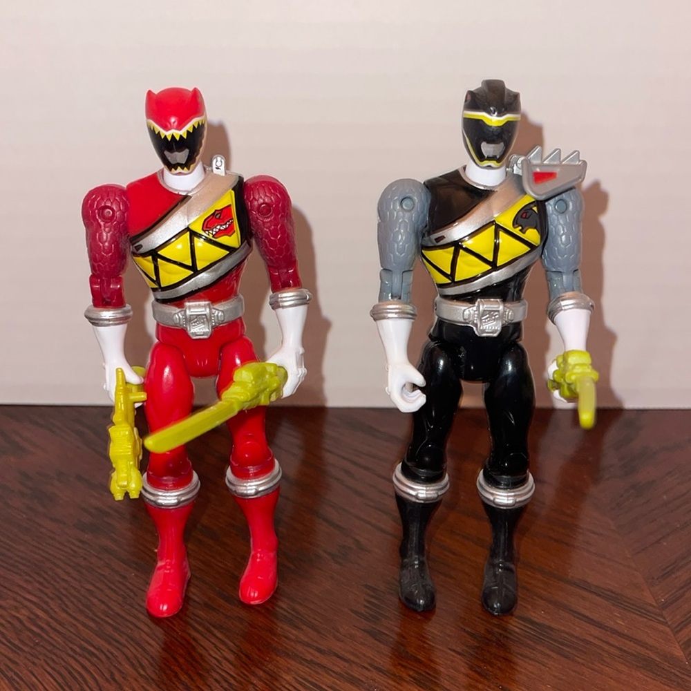 Two Power Ranger Dinocharge action figures